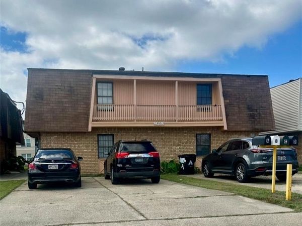 8038 LACOMBE Street, New Orleans, LA 70127