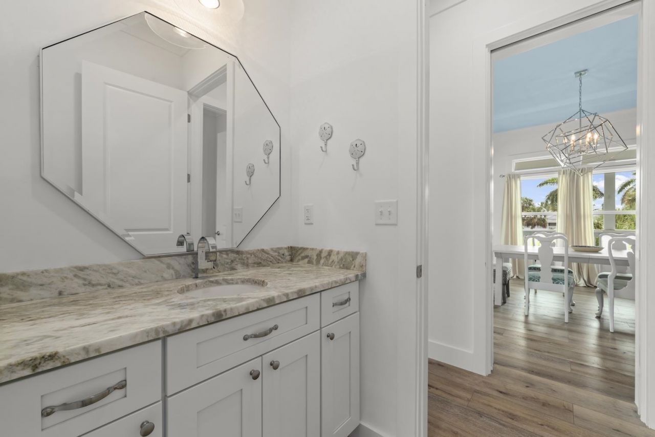 737 Vinca Way, Sanibel, FL 33957 Photo