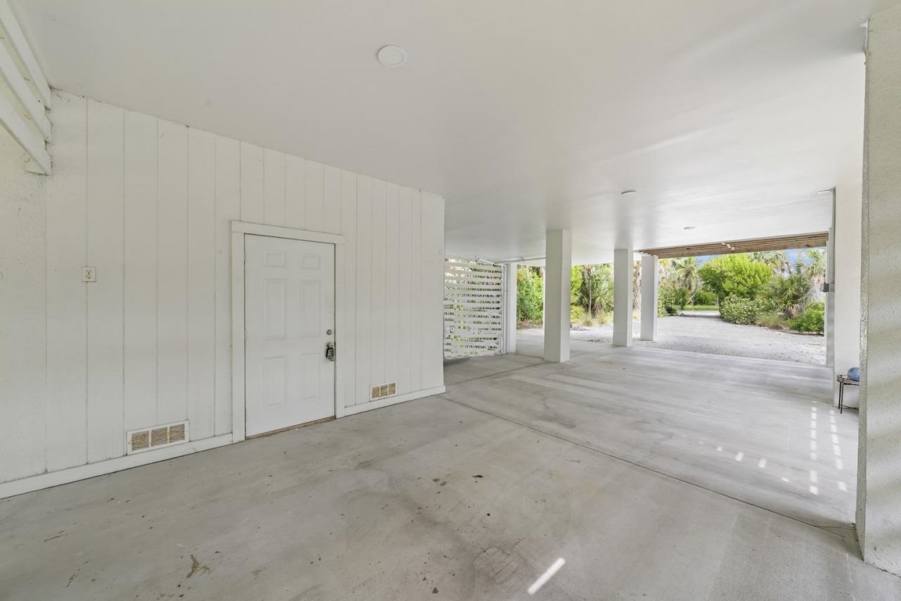 737 Vinca Way, Sanibel, FL 33957 Photo