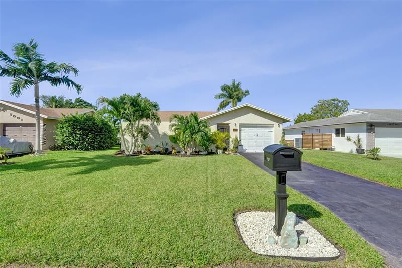 7003 NW 95th Terrace, Tamarac, FL 33321 Photo
