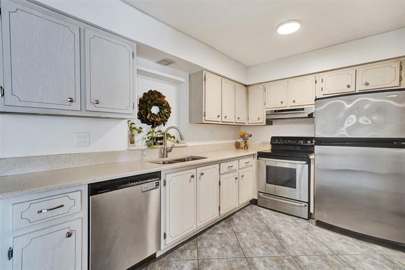 7003 NW 95th Terrace, Tamarac, FL 33321 Photo