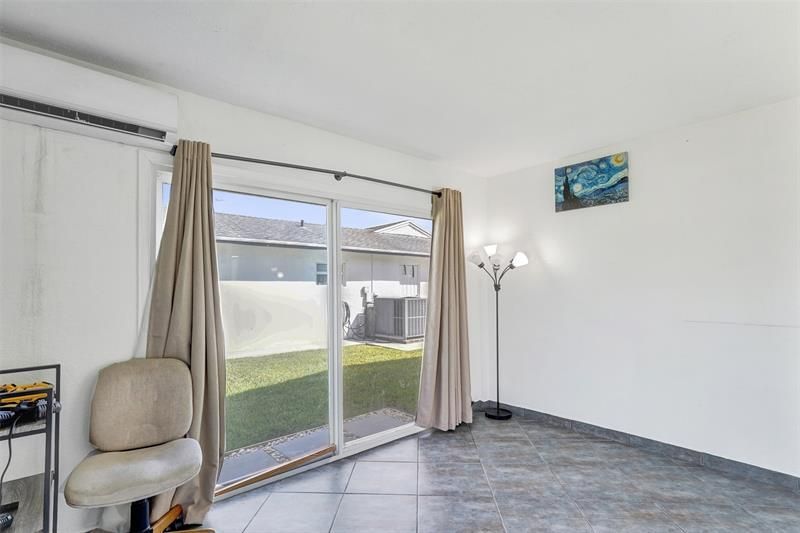 7003 NW 95th Terrace, Tamarac, FL 33321 Photo