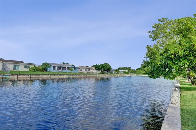 7003 NW 95th Terrace, Tamarac, FL 33321 Photo