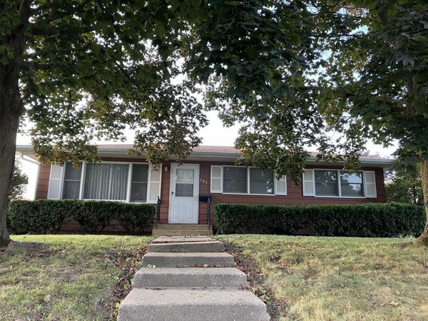 403 E Park Street, Morrison, IL 61270