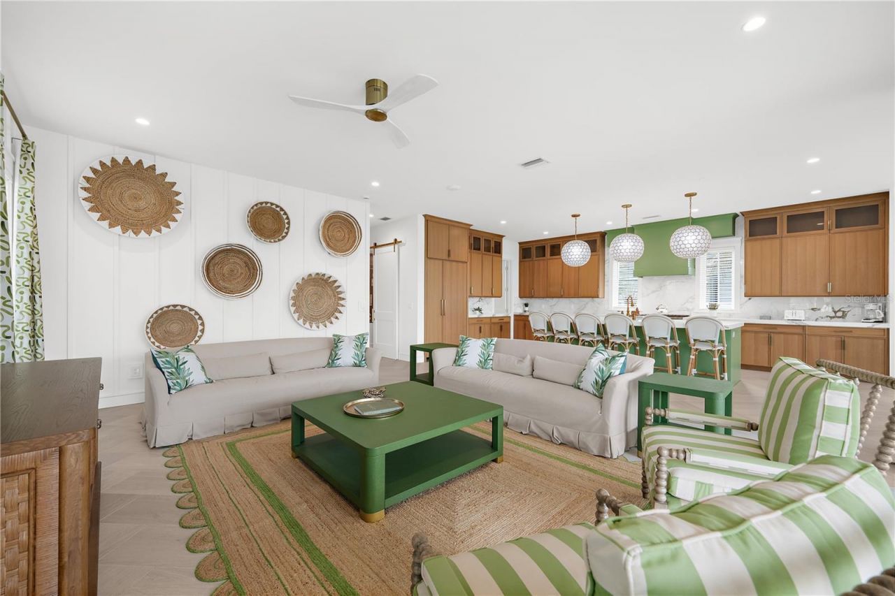 551 S Washington Drive, Sarasota, FL 34236 Photo