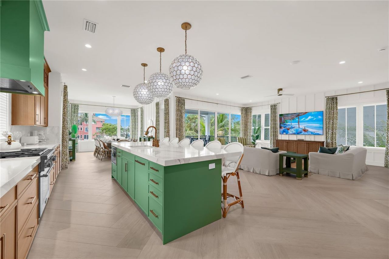 551 S Washington Drive, Sarasota, FL 34236 Photo