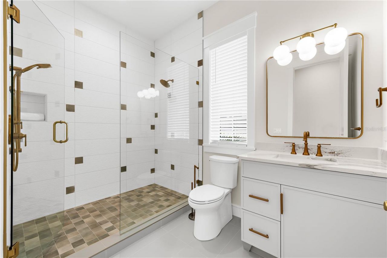 551 S Washington Drive, Sarasota, FL 34236 Photo