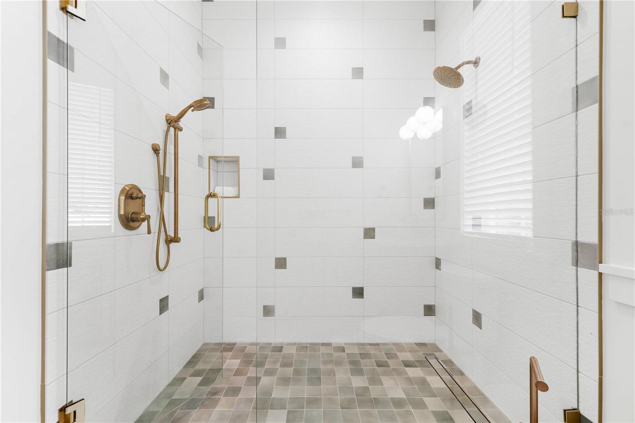 551 S Washington Drive, Sarasota, FL 34236 Photo