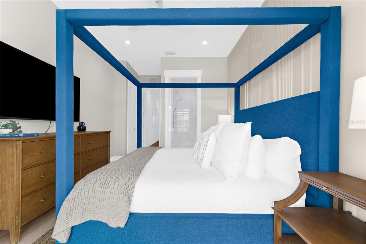 551 S Washington Drive, Sarasota, FL 34236 Photo