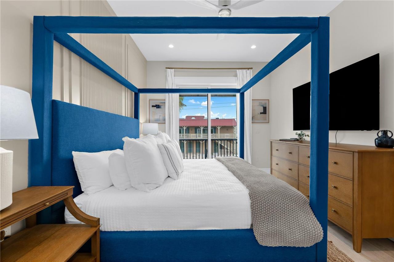 551 S Washington Drive, Sarasota, FL 34236 Photo