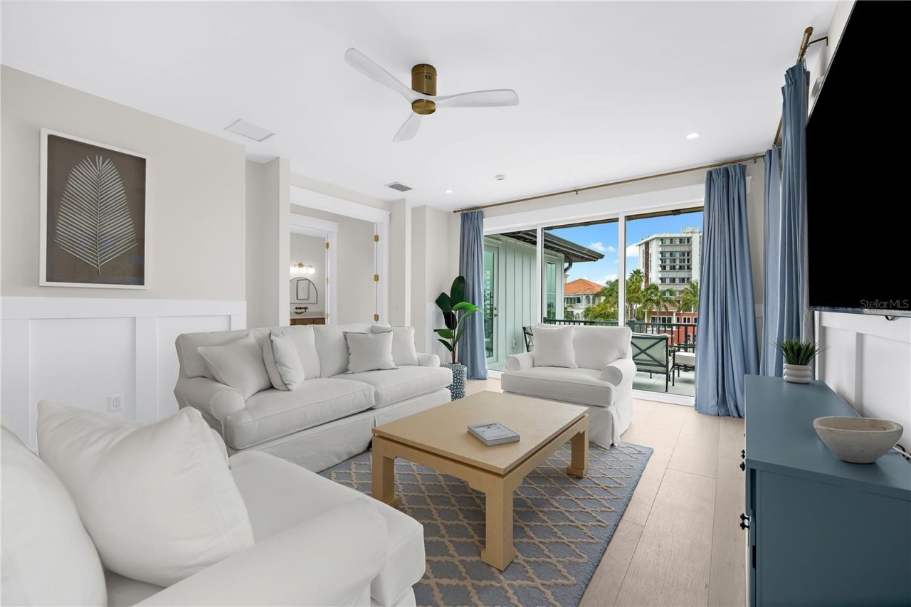 551 S Washington Drive, Sarasota, FL 34236 Photo