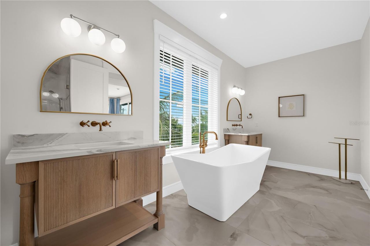 551 S Washington Drive, Sarasota, FL 34236 Photo