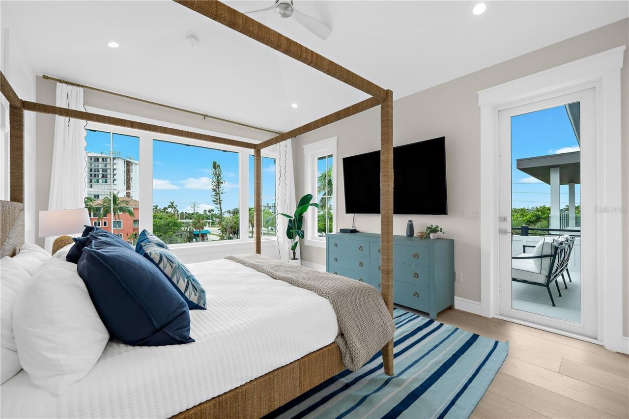 551 S Washington Drive, Sarasota, FL 34236 Photo