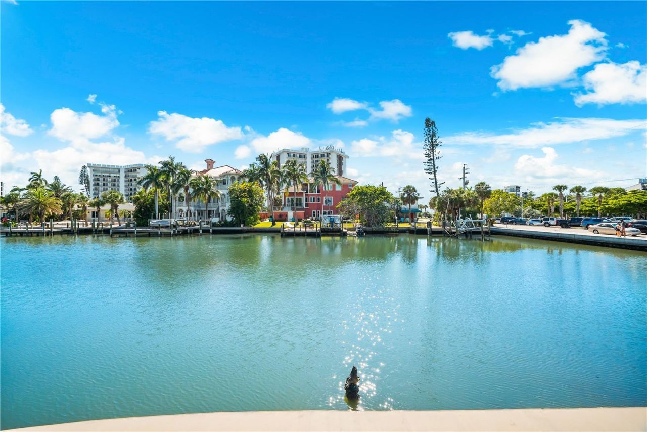 551 S Washington Drive, Sarasota, FL 34236 Photo