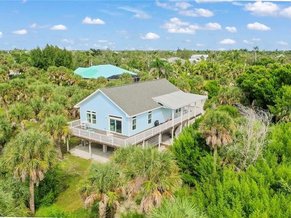 737 Vinca WAY, SANIBEL, FL 33957