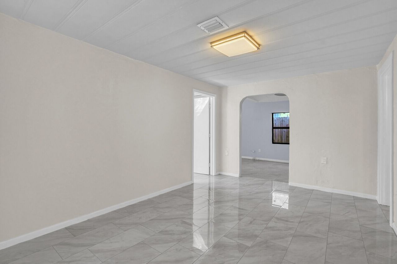 503 58th Street, West Palm Beach, FL 33407 Photo