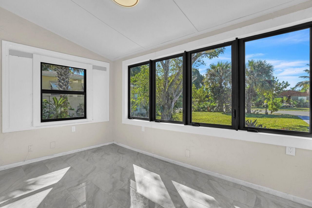 503 58th Street, West Palm Beach, FL 33407 Photo