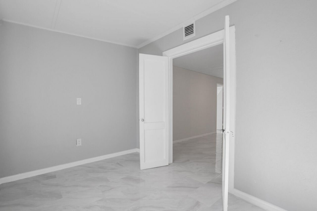 503 58th Street, West Palm Beach, FL 33407 Photo