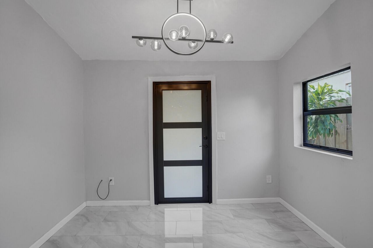 503 58th Street, West Palm Beach, FL 33407 Photo