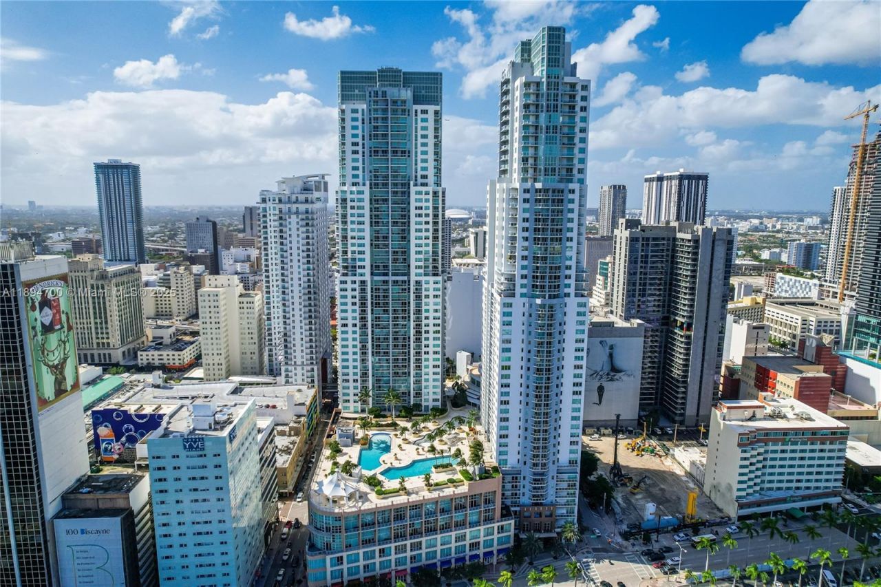 253 NE 2nd St, Unit 3902, Miami, FL 33132 Photo