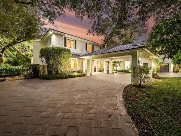 8923 SW 67 Ave, Pinecrest, FL 33156