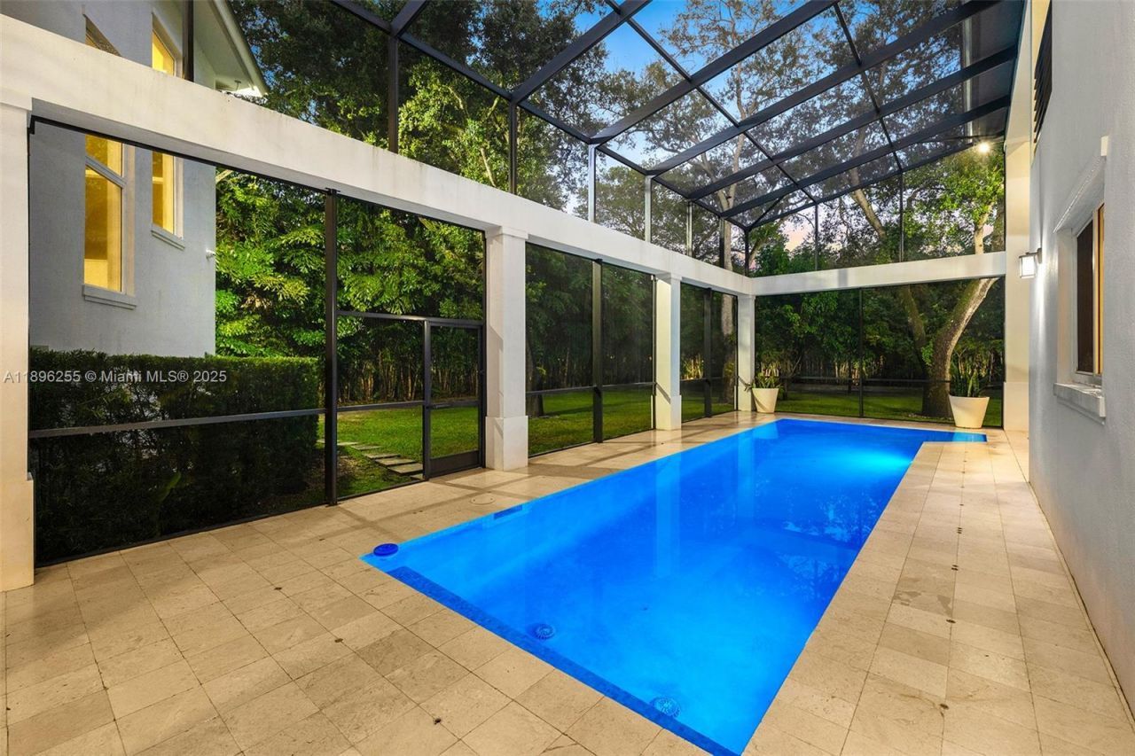 8923 SW 67 Ave, Pinecrest, FL 33156 Photo