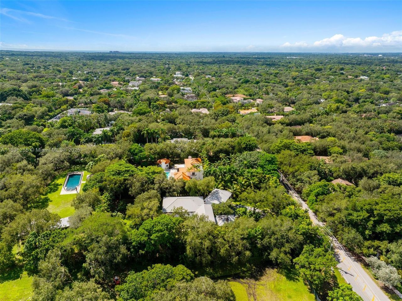 8923 SW 67 Ave, Pinecrest, FL 33156 Photo