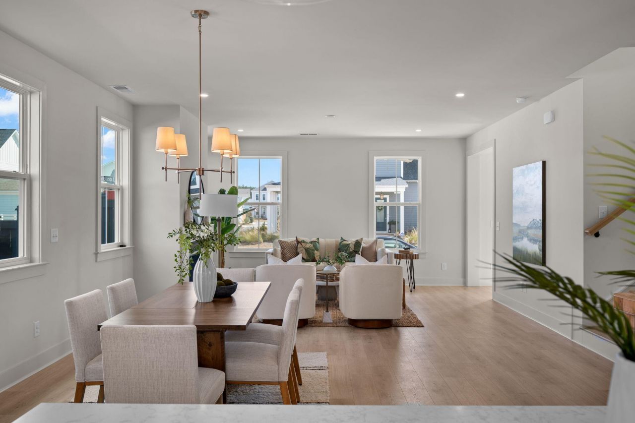 726 Rumbling Leaf Lane Photo 16