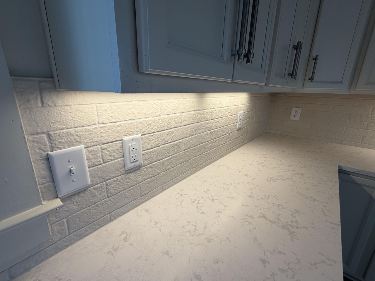 726 Rumbling Leaf Lane Photo 19