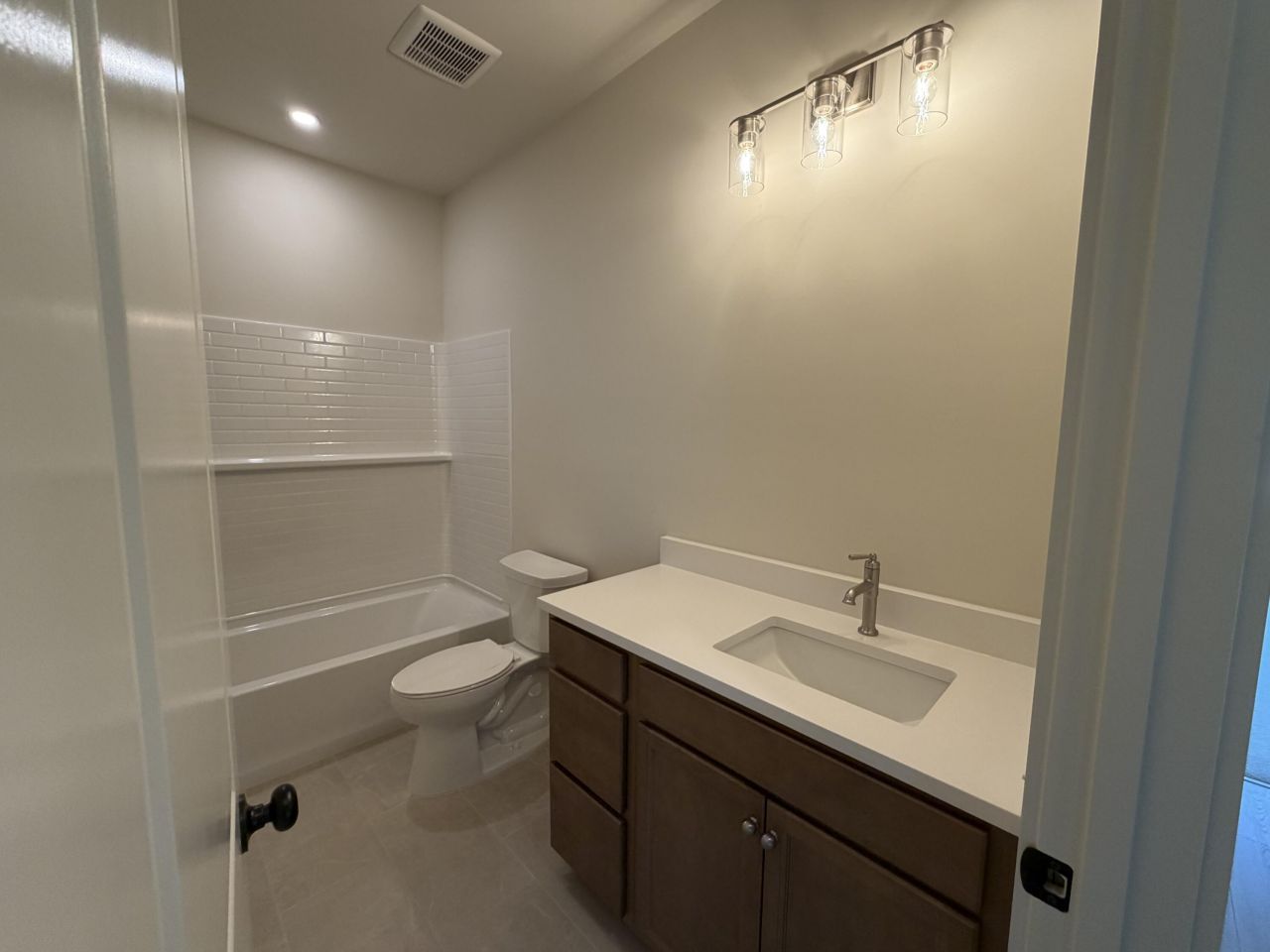 726 Rumbling Leaf Lane Photo 27