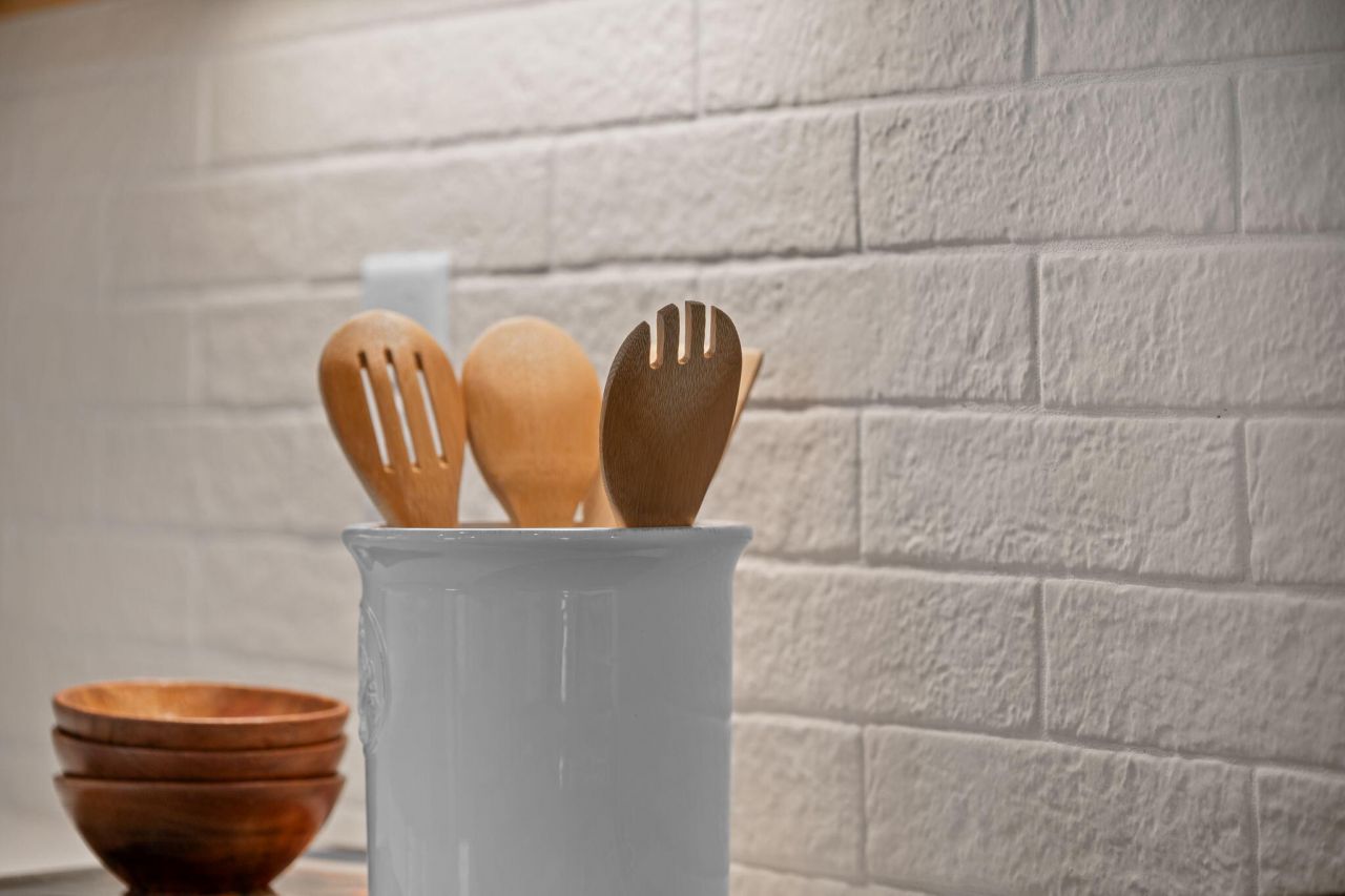 726 Rumbling Leaf Lane Photo 29