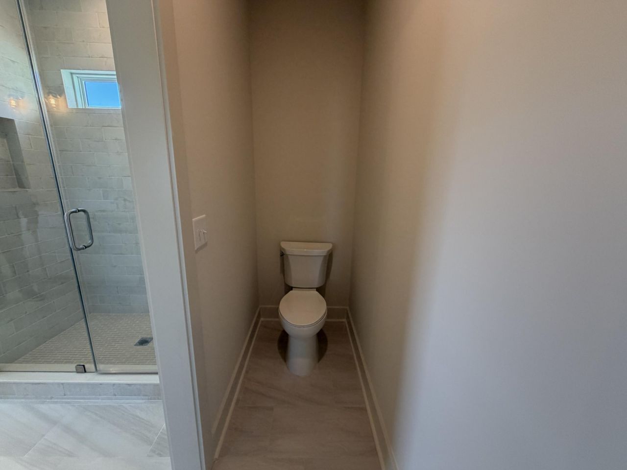 726 Rumbling Leaf Lane Photo 38