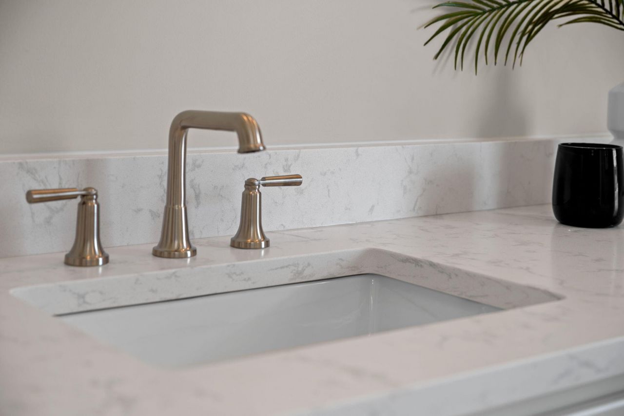 726 Rumbling Leaf Lane Photo 44