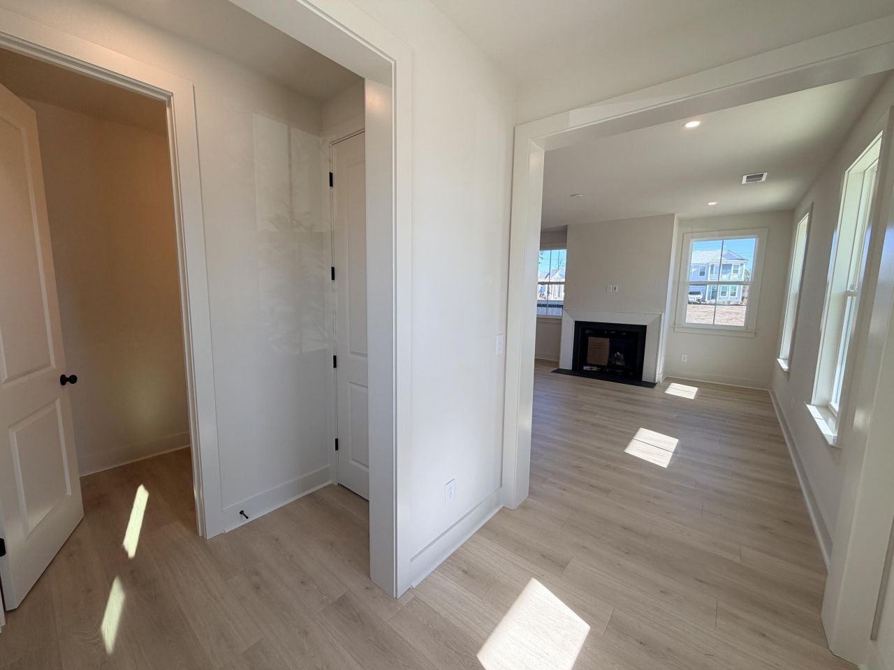 726 Rumbling Leaf Lane Photo 9