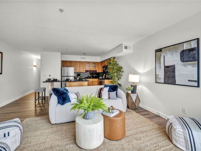 2222 Detroit Avenue, Unit 517, Cleveland, OH 44113 Photo 4