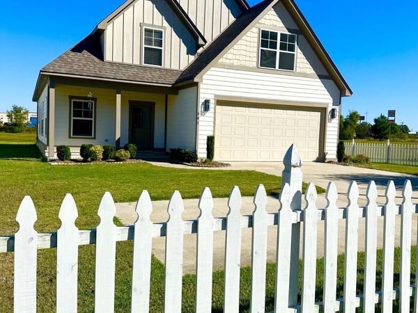 301 Starlyn Ave., New Albany, MS 38652