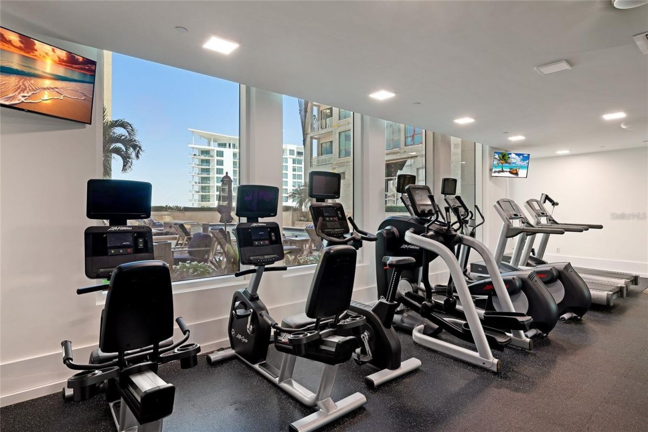 1350 Main Street, Unit 1501, Sarasota, FL 34236 Photo