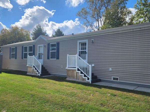 875 W Grand River, Unit 29, Williamston, MI 48895