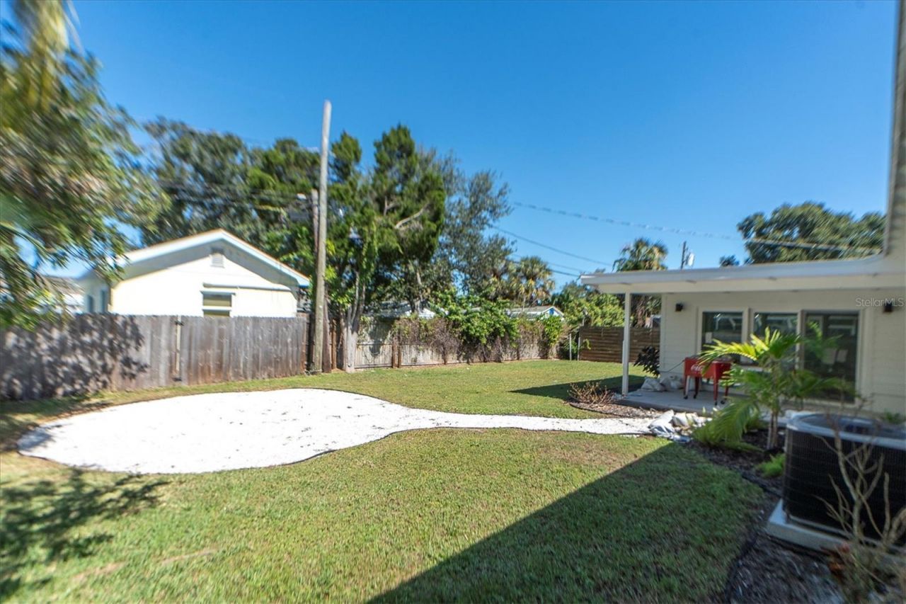 4811 Del Rio Way S, Gulfport, FL 33711 Photo