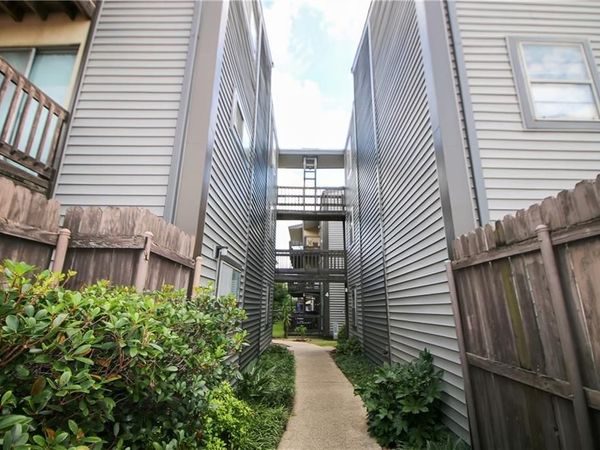 2301 EDENBORN Avenue, Unit 307, Metairie, LA 70001