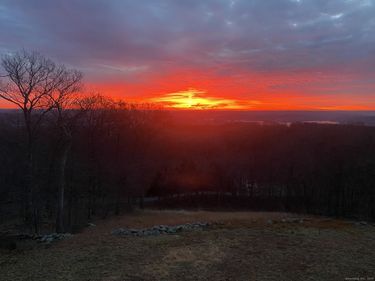 6A Rock Ridge, New Fairfield, CT 06812