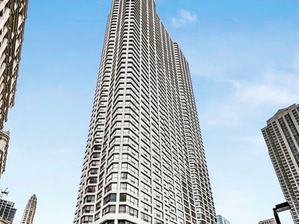405 N Wabash Avenue, Chicago, IL 60611