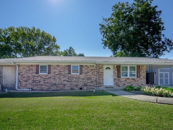 315 Blake Drive, Mena, AR 71953