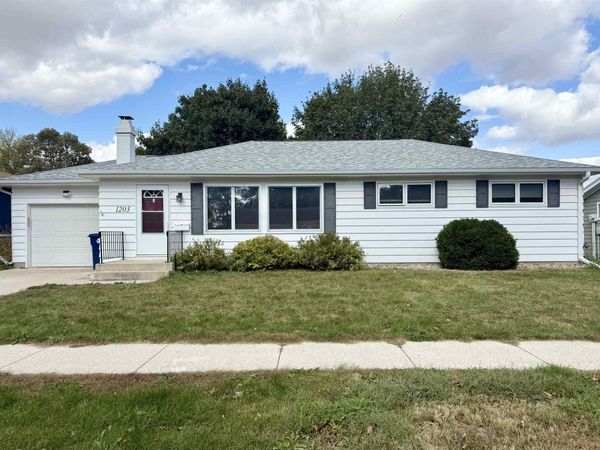 1203 W 5Th Street, Spencer, IA 51301