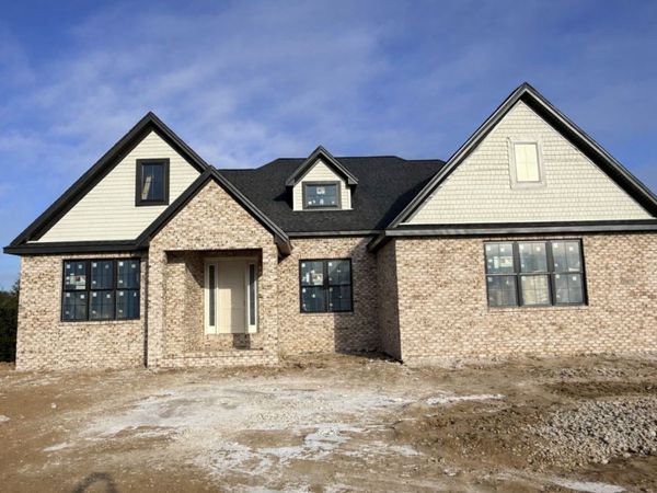 19889 Jared Drive, Bloomington, IL 61705