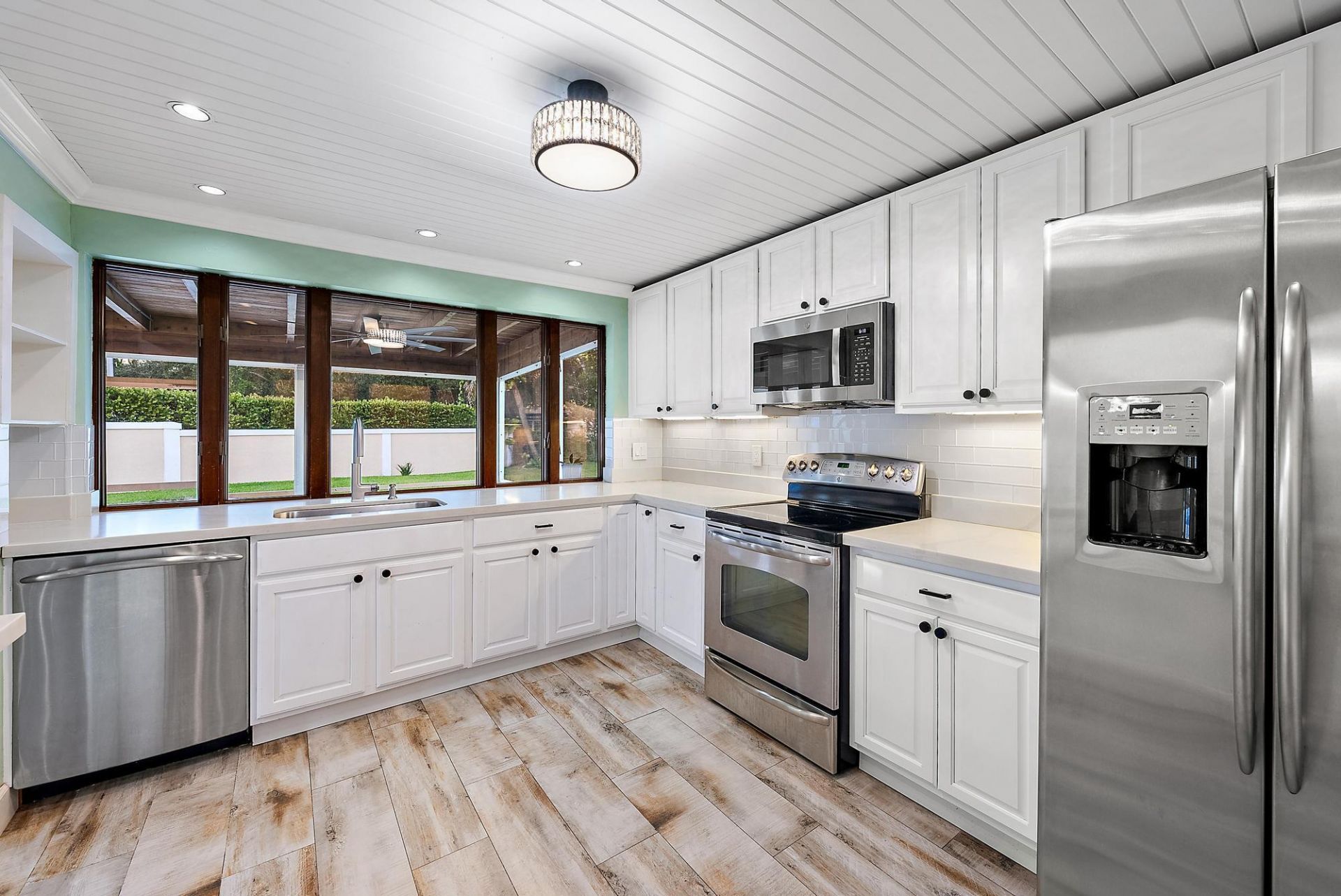 77 Holly Circle, Tequesta, FL 33469 Photo