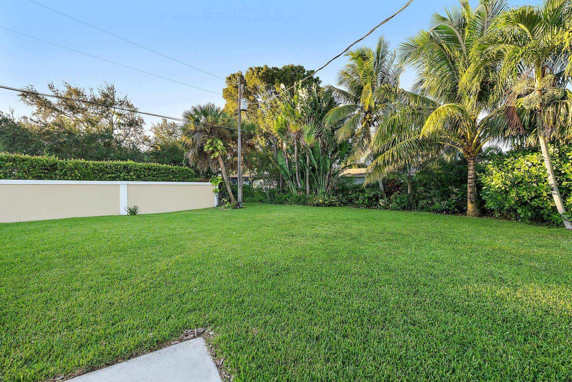 77 Holly Circle, Tequesta, FL 33469 Photo