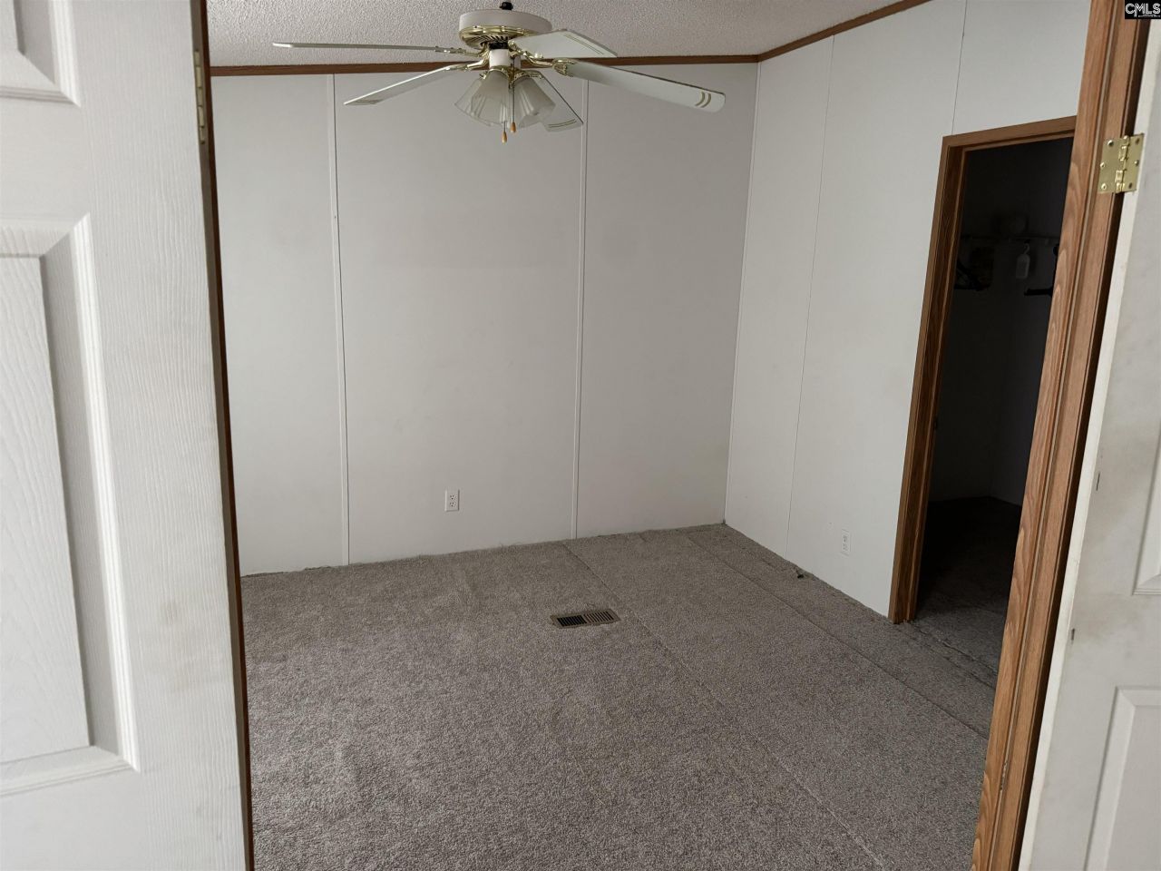 230 Alexander Place Photo 7