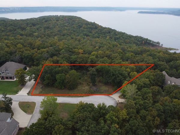 6 Cross Oaks Drive, Skiatook, OK 74070