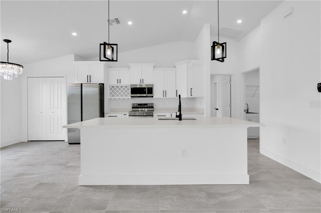 2927 8th St Sw, Lehigh Acres, FL 33976 Photo